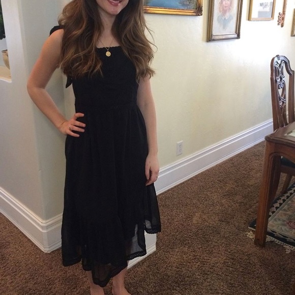 Abercrombie & Fitch Dresses & Skirts - Abercrombie and Fitch Black tie dress.